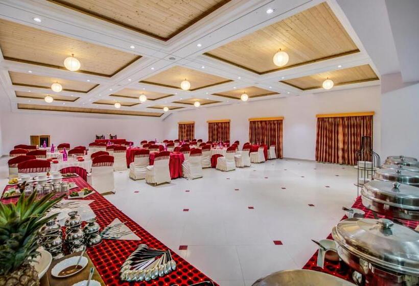 هتل Mount Conifer Suites & Spa