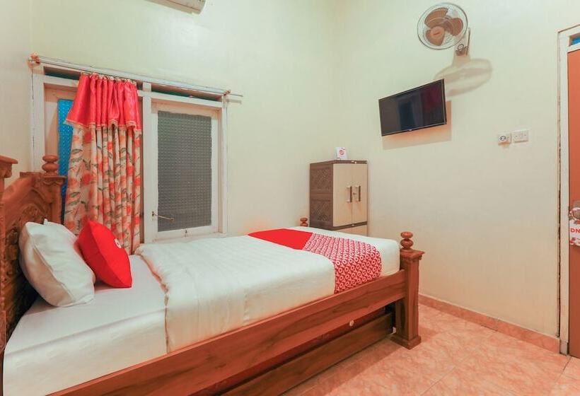 Отель Ndalem Jogja Cupuwatu Syariah By Oyo Rooms