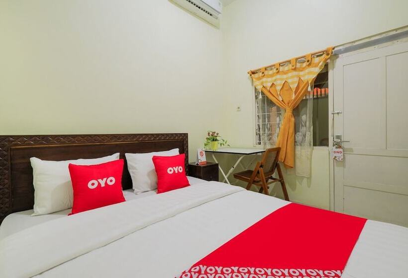 Отель Ndalem Jogja Cupuwatu Syariah By Oyo Rooms
