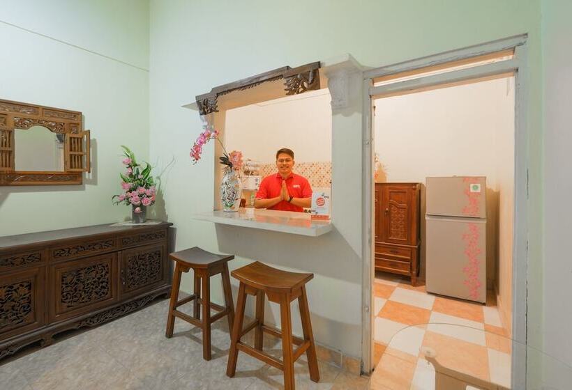 Отель Ndalem Jogja Cupuwatu Syariah By Oyo Rooms