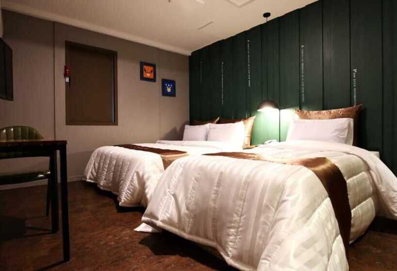 Hotel Daejeon Yuseong Nine