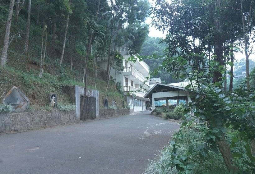 酒店 Oyo 92966 Villa Bukit Awan