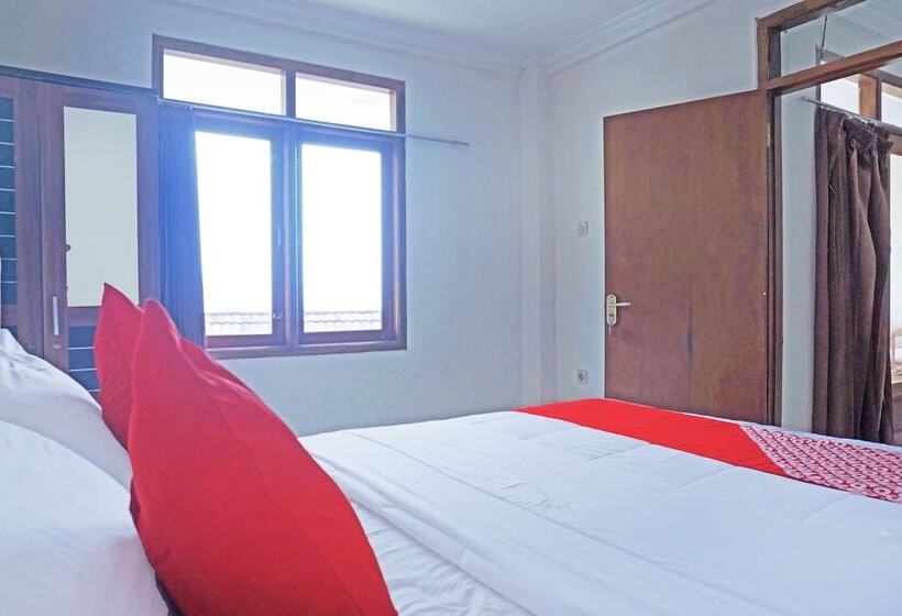 酒店 Oyo 92966 Villa Bukit Awan