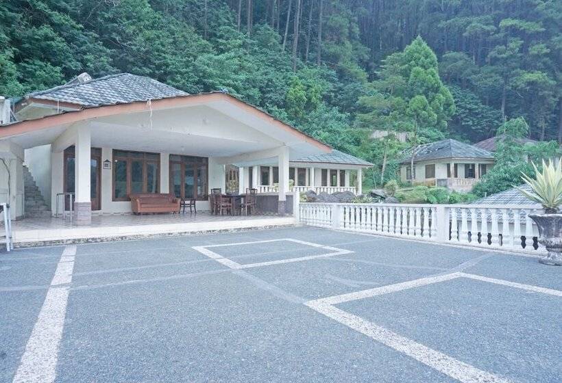 酒店 Oyo 92966 Villa Bukit Awan