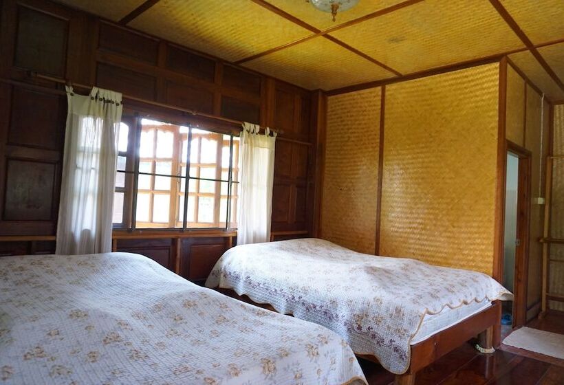 Отель Phuruarounmai Resort