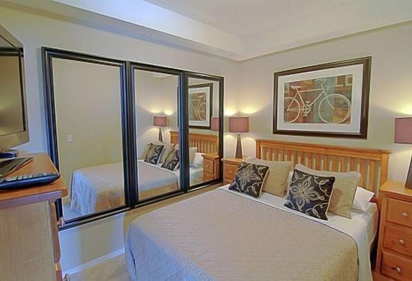 Отель Pinnacle Pointe By Kvr