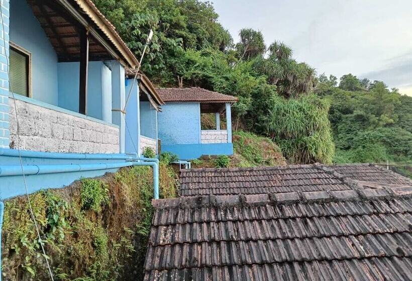 Отель Poornima Beach Stay