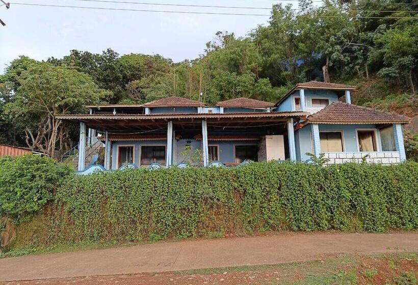 Отель Poornima Beach Stay