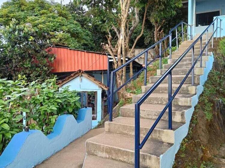 Отель Poornima Beach Stay