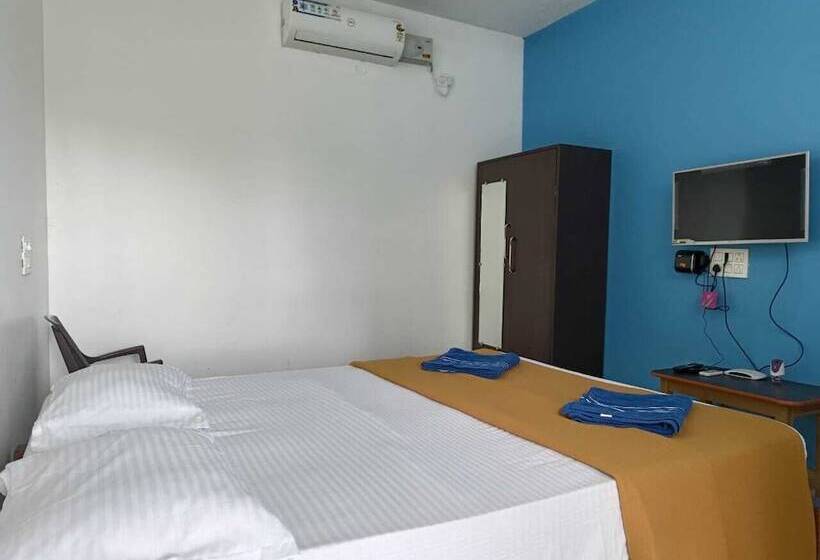 Отель Poornima Beach Stay
