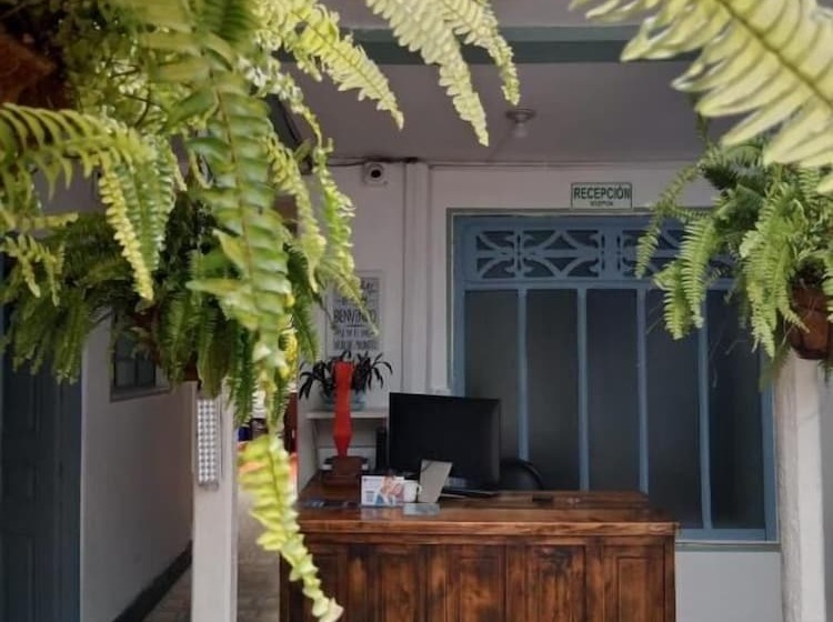 בית מלון כפרי Posada Santa Elena