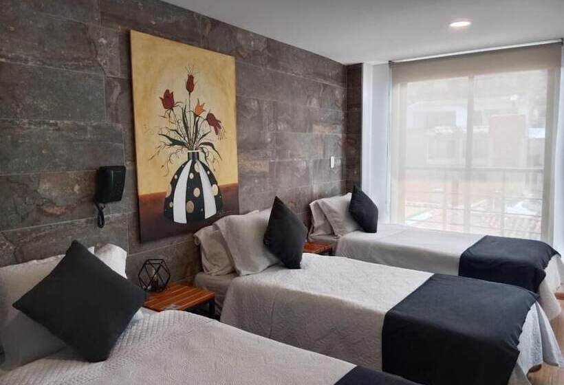 هتل Posada Santa Elena