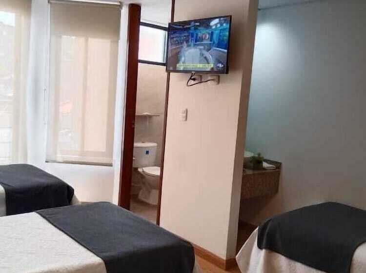 هتل Posada Santa Elena