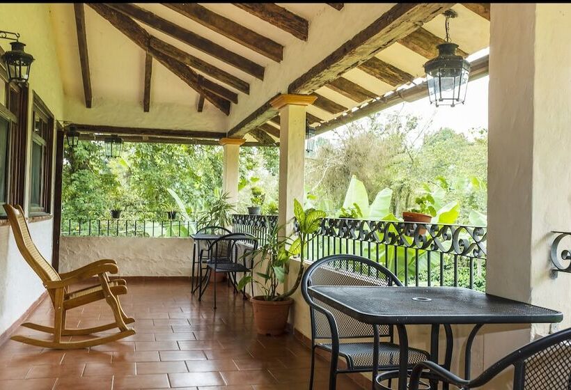 فندق Posada La Querencia