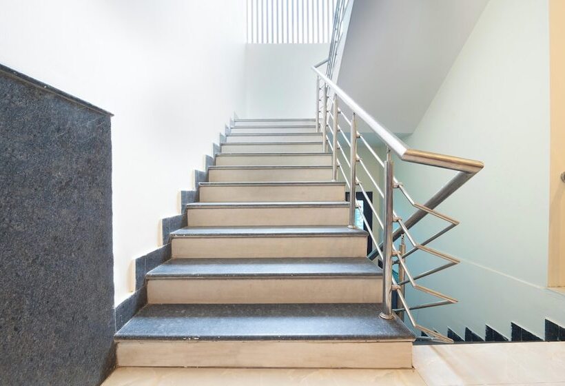 בית מלון כפרי Treebo Sunny Feast