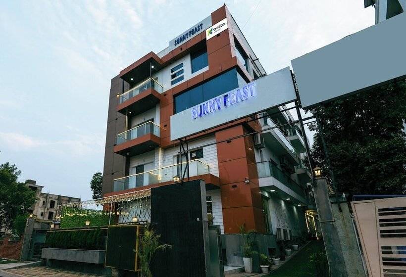 בית מלון כפרי Treebo Sunny Feast