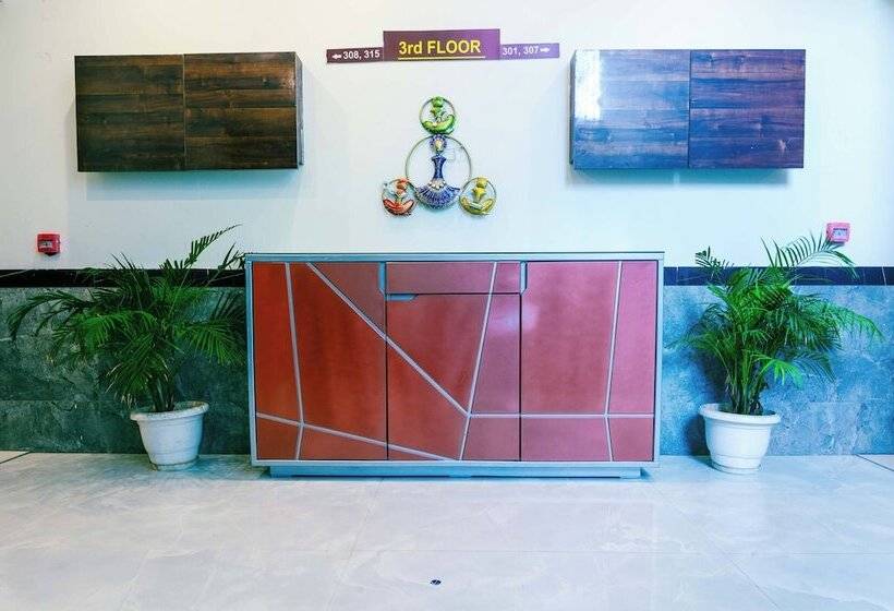 בית מלון כפרי Treebo Sunny Feast