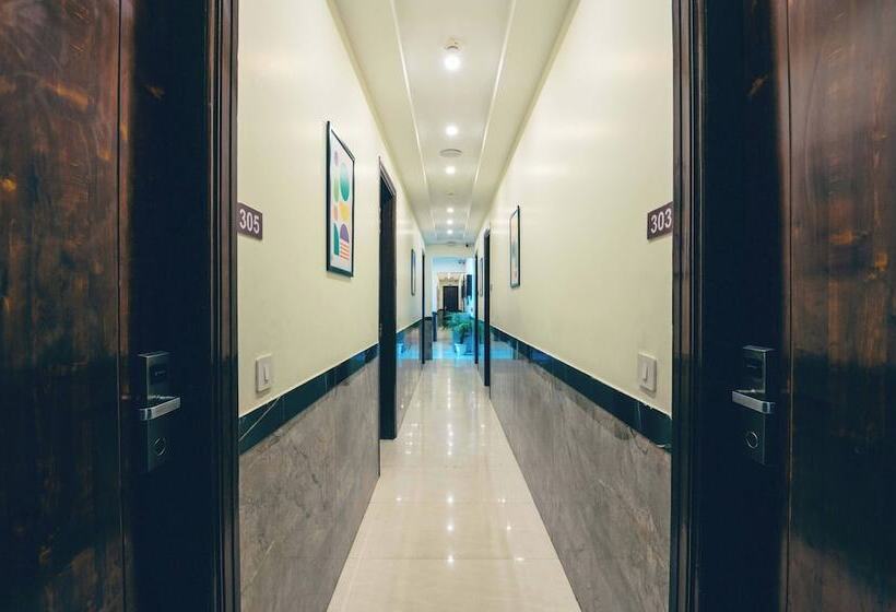 בית מלון כפרי Treebo Sunny Feast