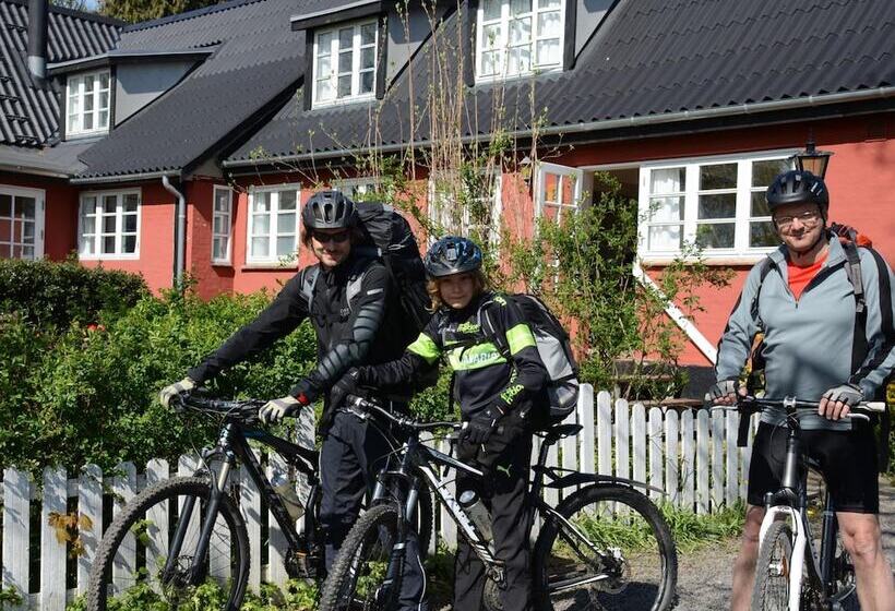 فندق Pyttegaarden Apartments