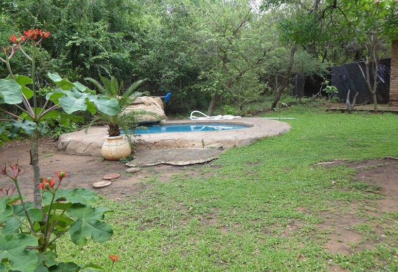 ホテル Rafiki's Resthouse