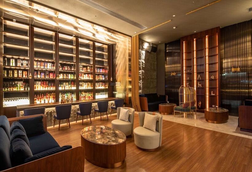 Отель Ramada Plaza By Wyndham Dongguan Songshan Lake