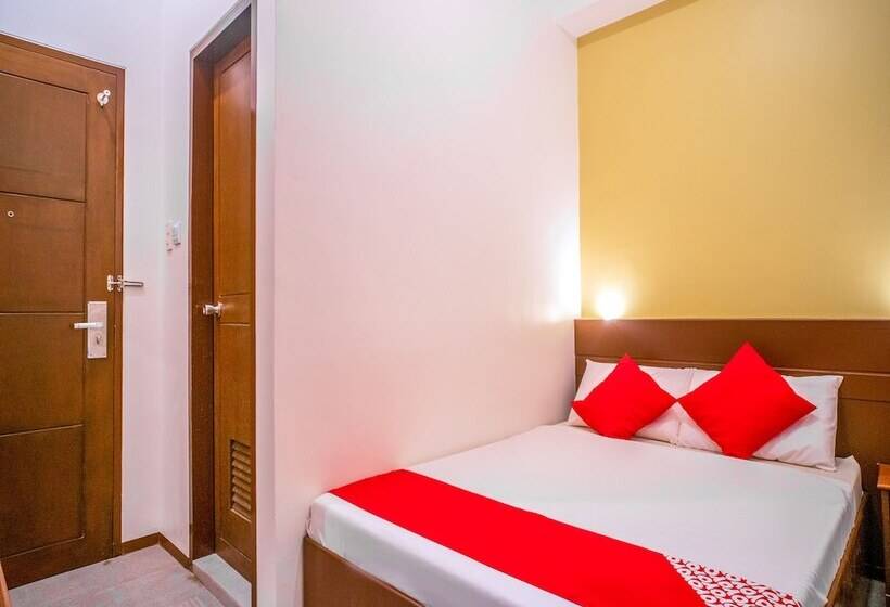 هتل Traveller S Inn Matina Pangi