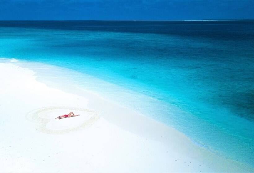 هتل Akasha Beach Maafushi