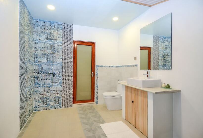 هتل Akasha Beach Maafushi