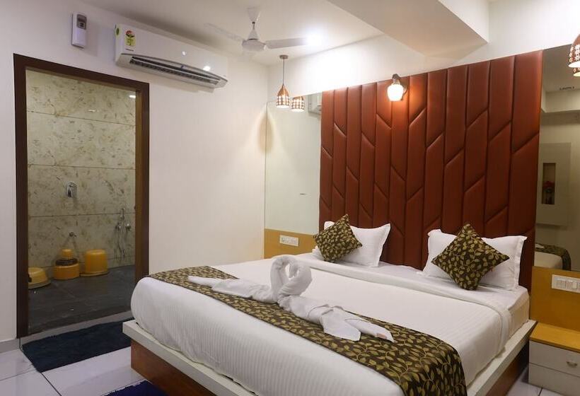 בית מלון כפרי Riva Palace