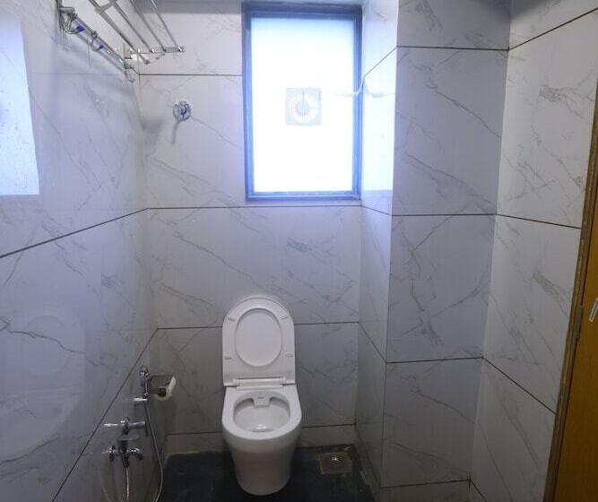 בית מלון כפרי Riva Palace