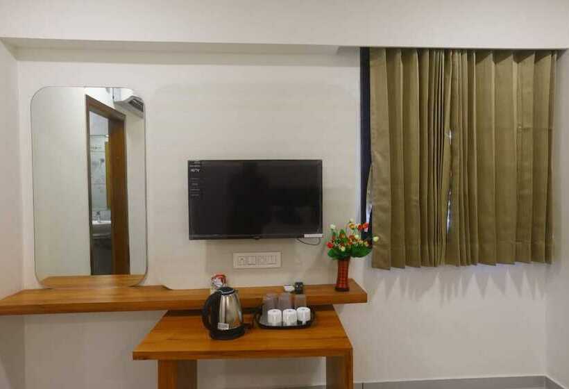 בית מלון כפרי Riva Palace