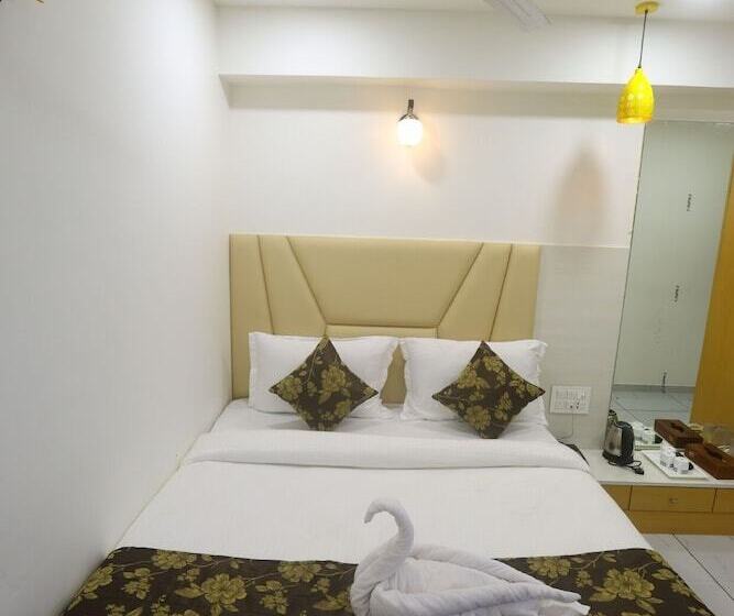 בית מלון כפרי Riva Palace