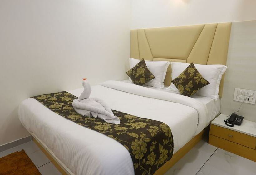 בית מלון כפרי Riva Palace