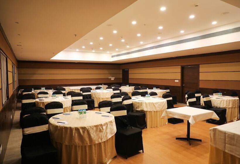 هتل Rosetum Anjuna