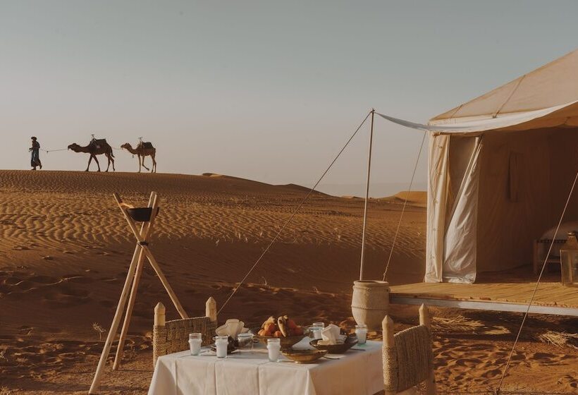هتل Umnya Dune Camp