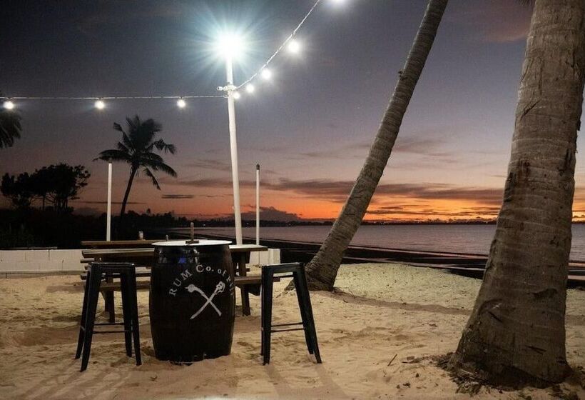 호텔 Sailors Beach Fiji