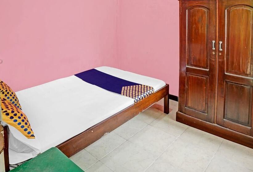 Отель Sekar Guest House Jember By Oyo