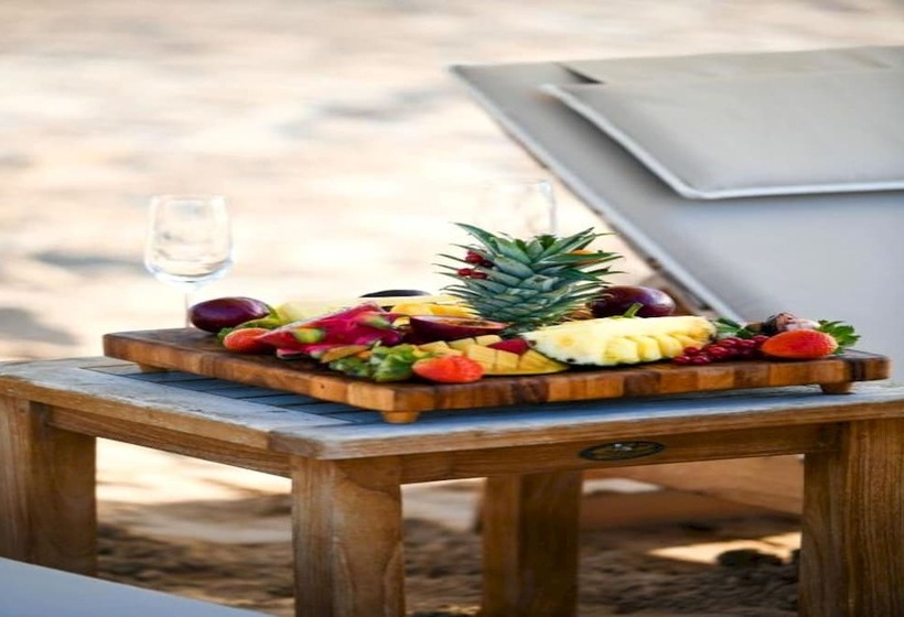 בית מלון כפרי Siniya Island Resorts