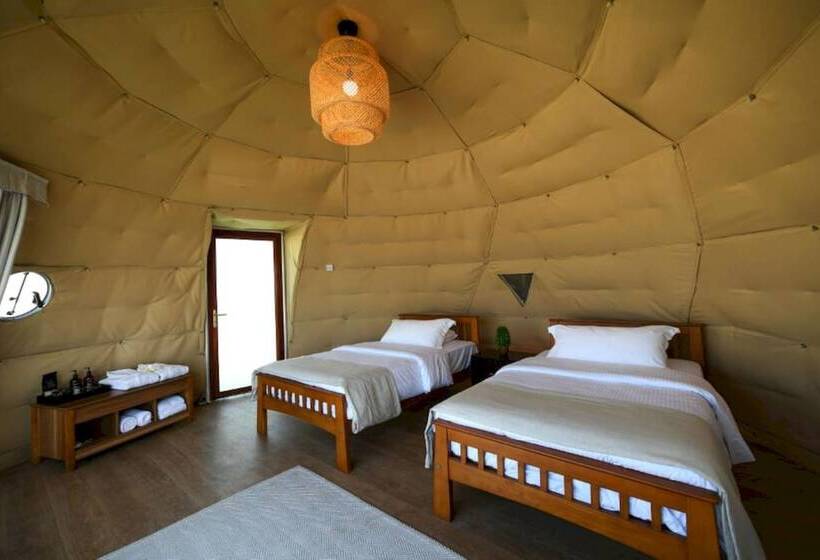 בית מלון כפרי Siniya Island Resorts