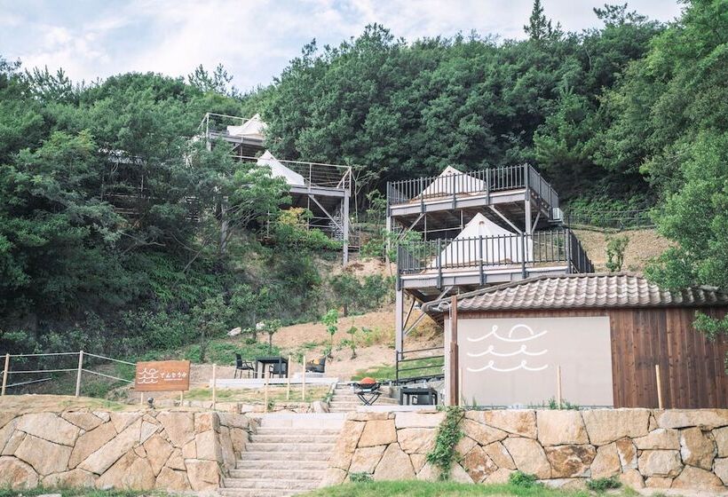 בית מלון כפרי Tentoumi Shibukawa Beach Glamping