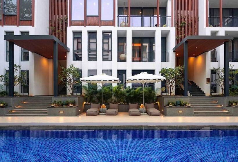 هتل The Astor Goa