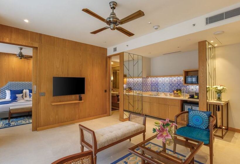 هتل The Astor Goa