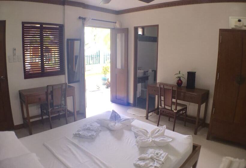 ホテル The Beach House