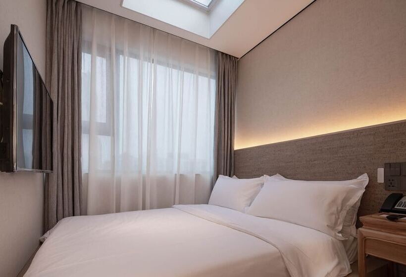 Otel The Hidden House Chengdu Taiguli Branch