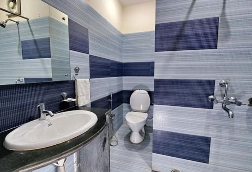 Fabhotel Prime The Hindustan Residency