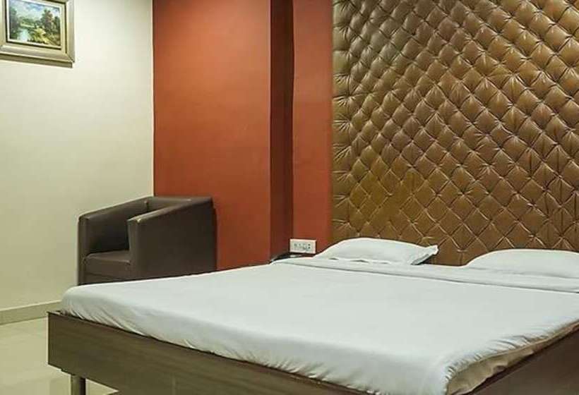 Fabhotel Prime The Hindustan Residency