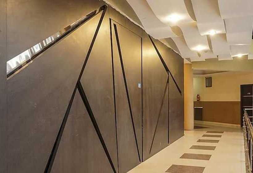 Fabhotel Prime The Hindustan Residency