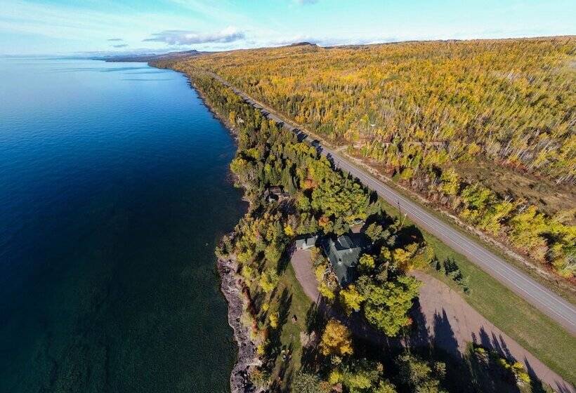 فندق Thomsonite Beach Inn