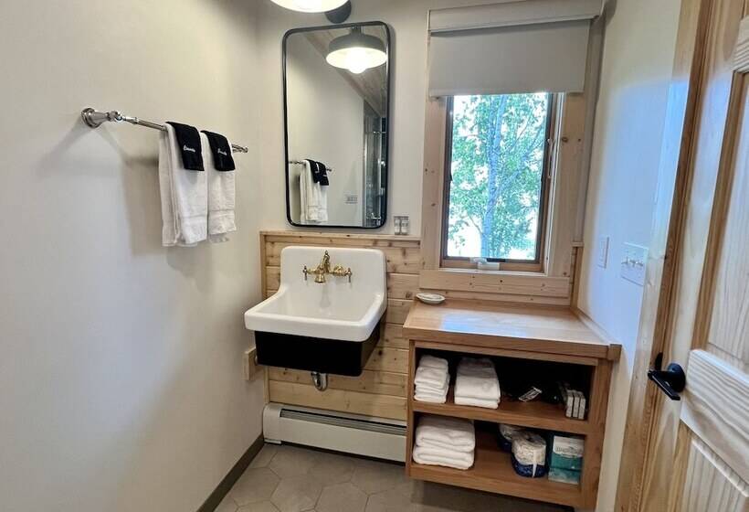 فندق Thomsonite Beach Inn