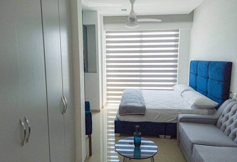 בית מלון כפרי Tramonto Resort